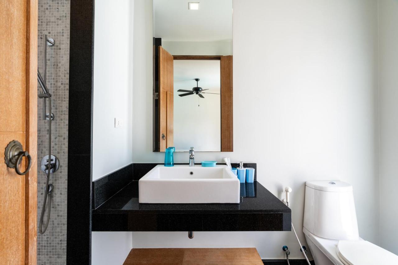 Beautiful Comfortable And Fully Equipped Big Pool Villa With 65Inch Smart Tv Located Near Popular Bangtao Beach And Laguna Банг Тао Бийч Екстериор снимка